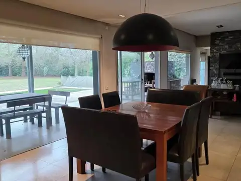 Casa en Alquiler al Norte