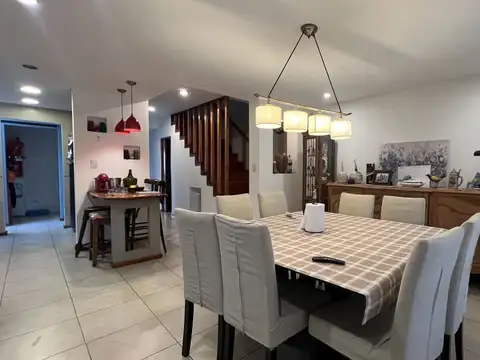 Casa en Venta en Quilmes, USD 310.000