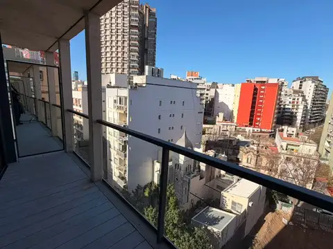 Avenida Luis María Campos 300