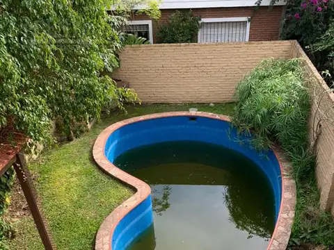 Depto Tipo Casa en Alquiler 40 años