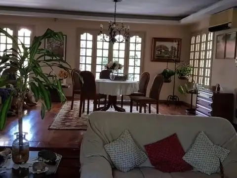 Tte. 1ro Salvador Oviedo