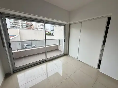 Departamento en Alquiler con 1 cochera