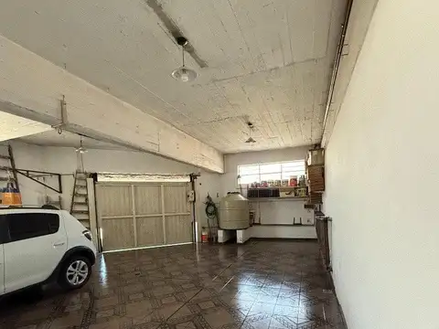 Casa 4 ambientes con 4 baños