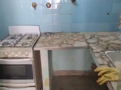 Depto Tipo Casa en Venta en Ramos Mejia Sur, USD 49.000