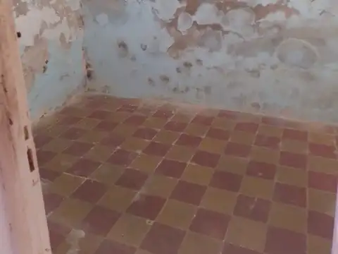 Venta vivienda 3 amb (a refaccionar)