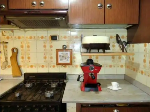 Depto Tipo Casa 3 ambientes con 1 baño