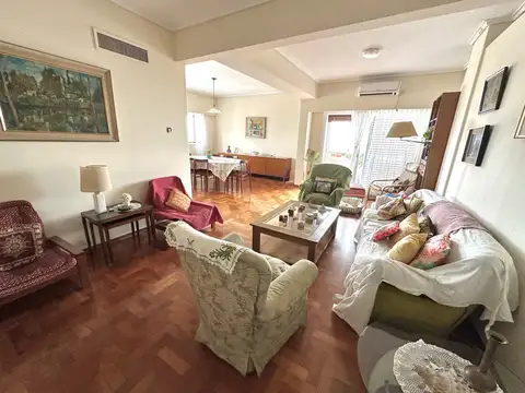 Departamento en Venta de 5 ambientes