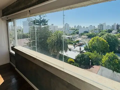 Departamento en Alquiler con 1 cochera