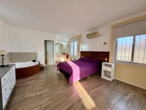 Depto Tipo Casa en Venta de 3 dormitorios