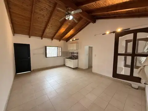 Casa en Alquiler en Villa Barbetti, $ 600.000