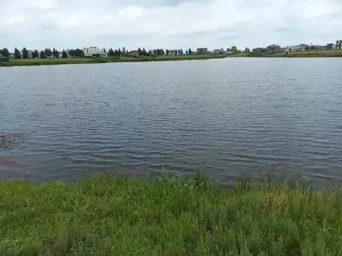 Terreno en Venta 18  mts Fondo