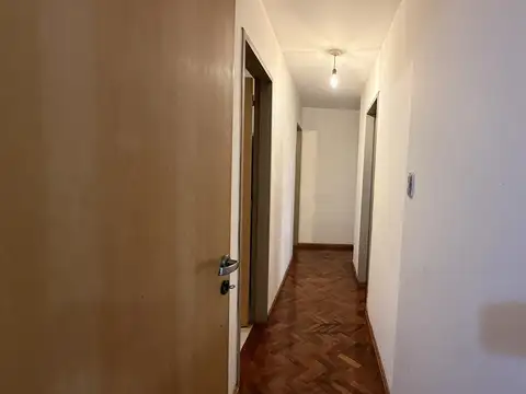 Departamento 3 ambientes con 2 baños