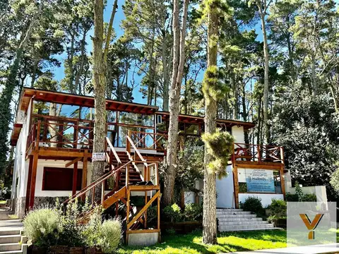 Casa en venta - 6 Dormitorios 4 Baños - Villa Gesell