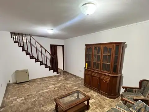 Casa en Alquiler en Plaza Guemes, $ 750.000