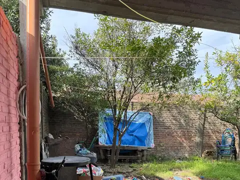 CASA MULTIFAMILIAR EN VENTA 5 AMB, VILLA CELINA