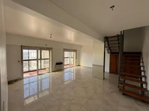 Departamento en Caballito Apto Crédito  4 Ambientes con Cochera y Balcón