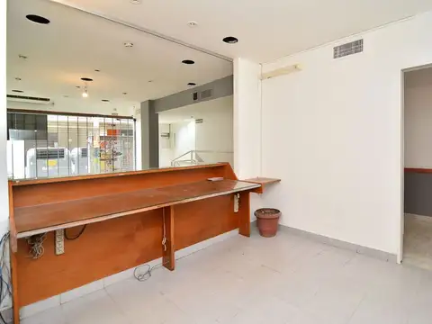 Local en Venta 56 años