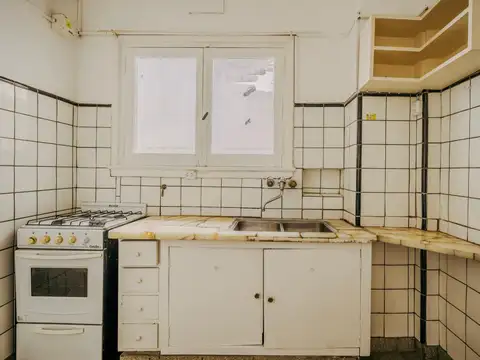Depto Tipo Casa en Venta 70 años