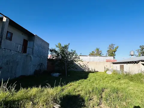 Terreno en Venta 22  mts Frente