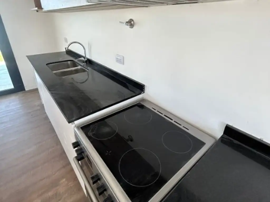 CASA DE 5 AMBIENTES EN VENTA EN BARRIO MAGALLANES. - Foto 14