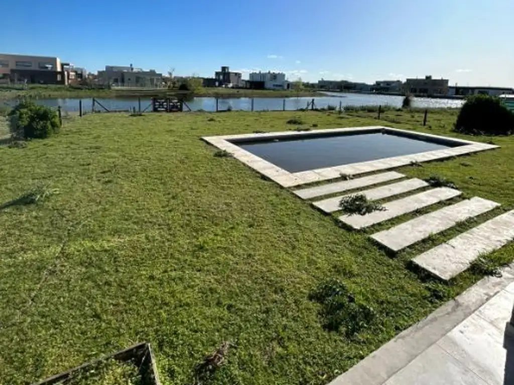 CASA DE 5 AMBIENTES EN VENTA EN BARRIO MAGALLANES. - Foto 8