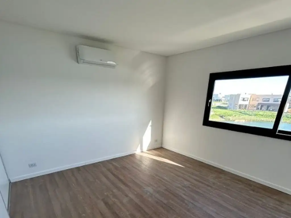 CASA DE 5 AMBIENTES EN VENTA EN BARRIO MAGALLANES. - Foto 26