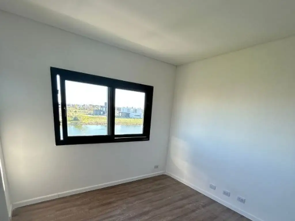 CASA DE 5 AMBIENTES EN VENTA EN BARRIO MAGALLANES. - Foto 17