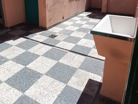 Depto Tipo Casa 3 ambientes con 1 baño