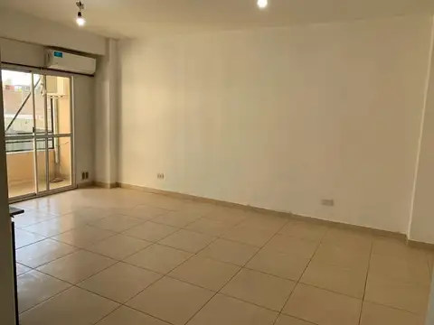 Departamento en Alquiler en Villa Lugano, $ 450.000