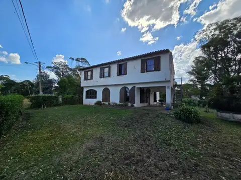 VENTA CASA ESTILO COLONIAL SANTA CELINA