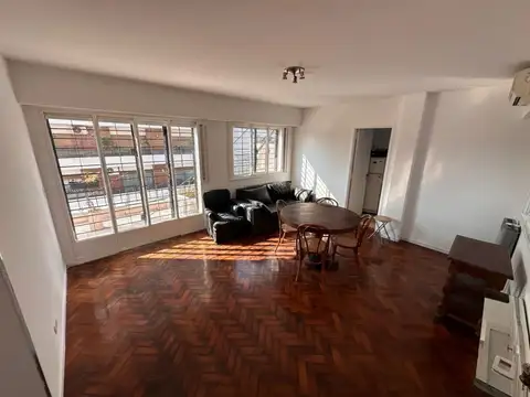 SE VENDE DPTO 3 AMB. CON BALCON TERRAZA EN RECOLETA