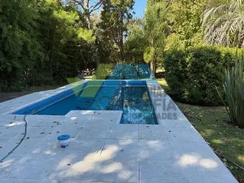 Casa Chalet  en Venta en Los Quinchos Club de Campo, Pilar, G.B.A. Zona Norte