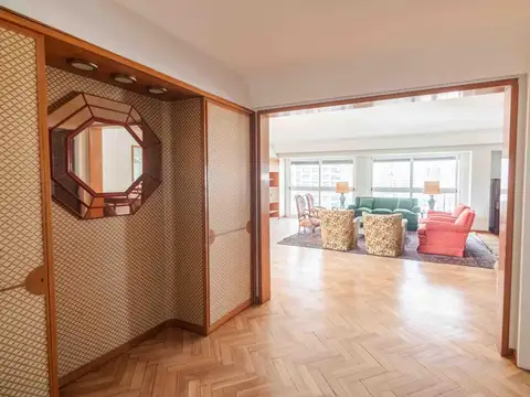 Departamento en Alquiler con 1 cocheras