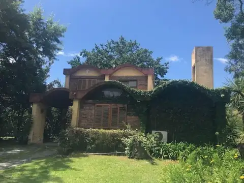 Casa en Venta con 1 cochera