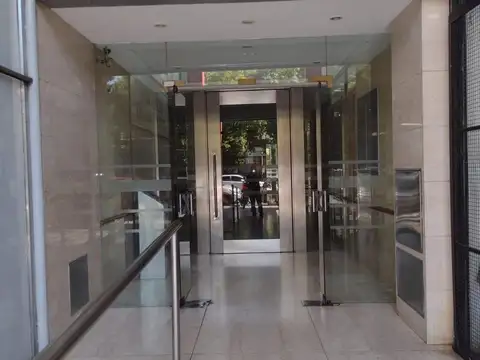 DEPTO. MONOAMBIENTE EN RAMOS MEJIA 