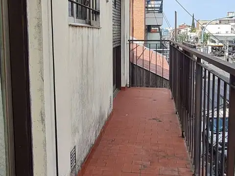 Depto Tipo Casa en Venta 40 años