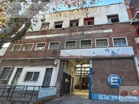 Avenida Regimiento De Patricios 1300