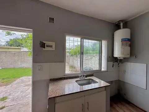 Depto Tipo Casa en Venta en La Perlita, USD 34.000