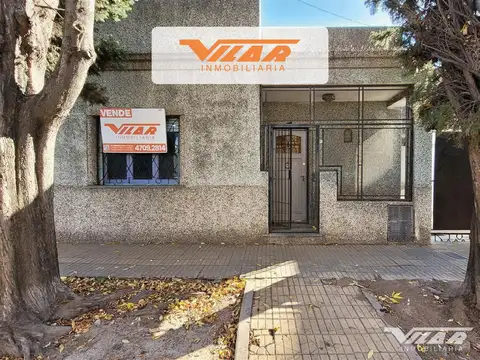 Casa 3 amb, En Venta, c/ patio, cochera y terraza. Apto credito  V. Martelli