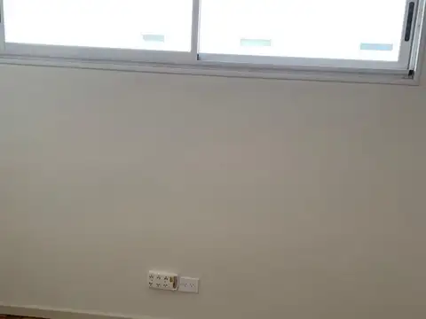 3 AMB C/DEP SERV SEMIPISO FRTE Y CRFTE 2 BCONES