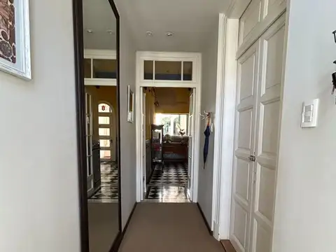 Casa 7 ambientes con 3 baños