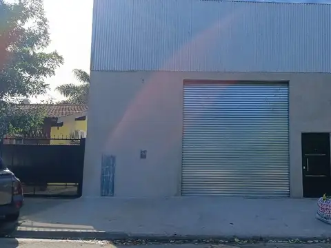 Galpon en Alquiler en Villa Santos Tesei, $ 1.450.000