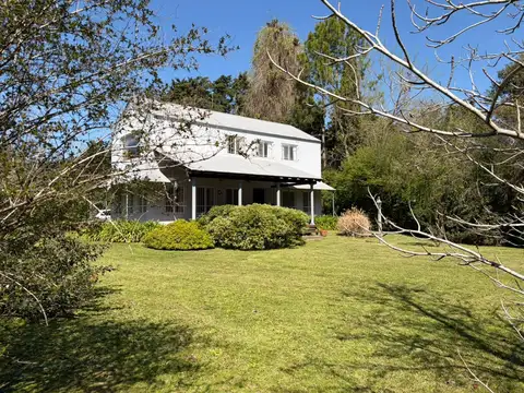 Casa en Venta con 1 cochera