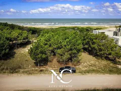 Terreno lote en venta en Costa Esmeralda Primera Línea de Mar