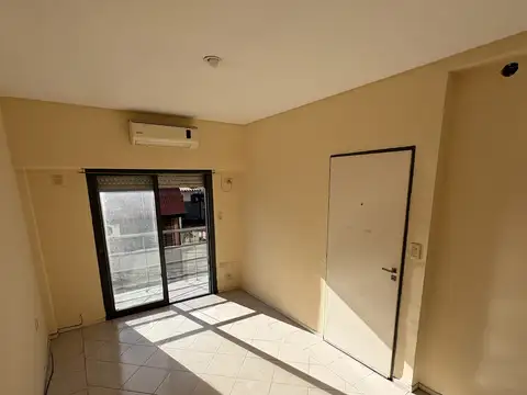 hermoso depto, muy luminoso