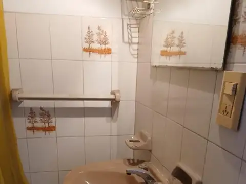 Depto Tipo Casa en Venta al Este