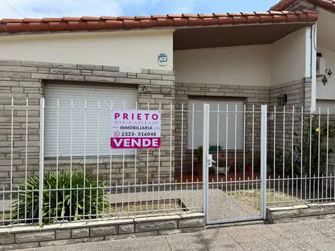 Casa en venta en Lujan