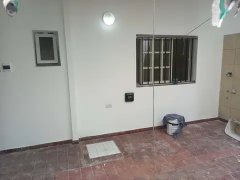 Depto Tipo Casa en Alquiler de 2 ambientes