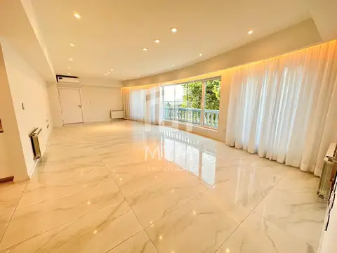 Departamento en Venta con 2 cocheras