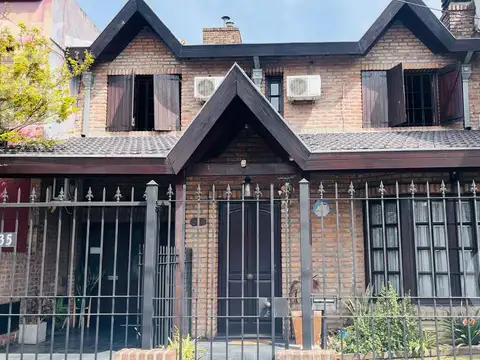 Venta Casa 5 ambientes en Castelar